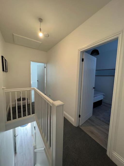 Beautiful Anfield Family Home Liverpool Bagian luar foto
